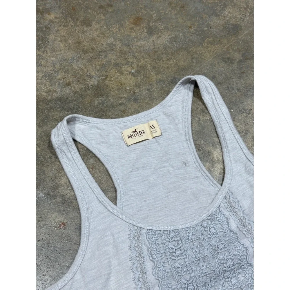 Hollister Tank‎ Top Women XS Gray Excellent Lace Ruffle Racerback Slub Knit